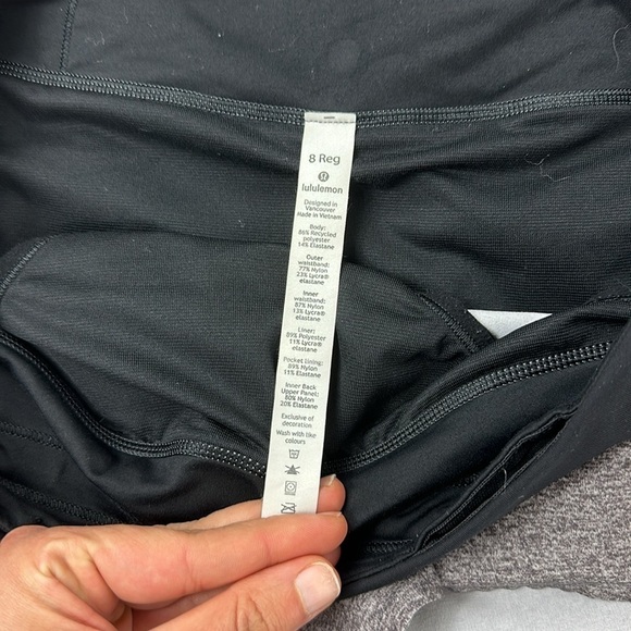 Lululemon Speed Up Short *2.5" Heather Lux Multi Black / Black - Picture 4 of 8